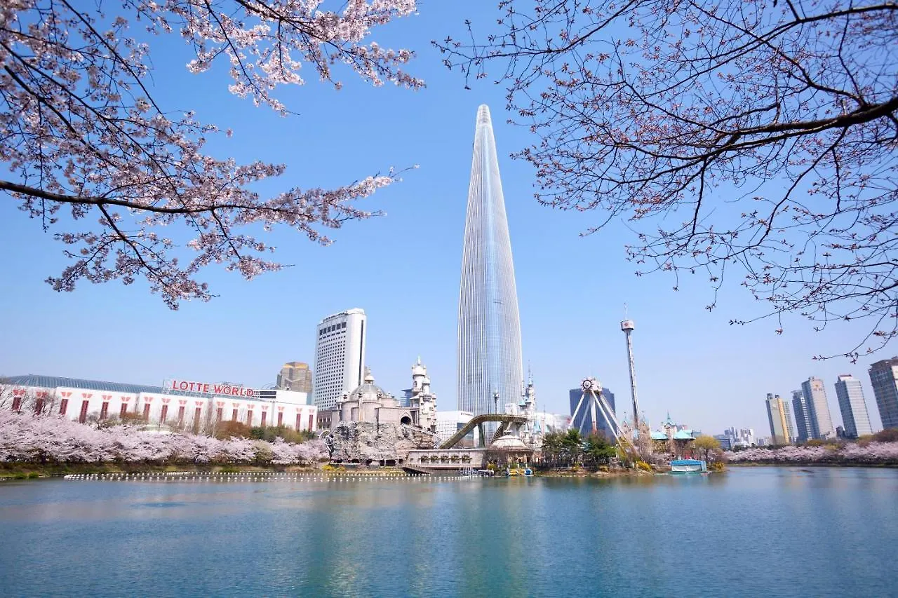 Lotte Hotel World Сеул 5*,  Южная Корея