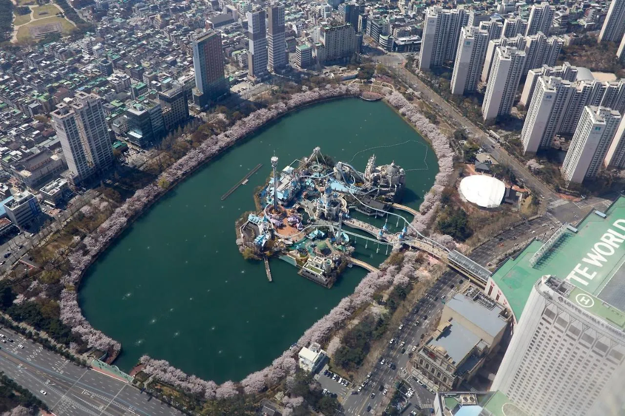 Lotte Hotel World Seoel 5*,
