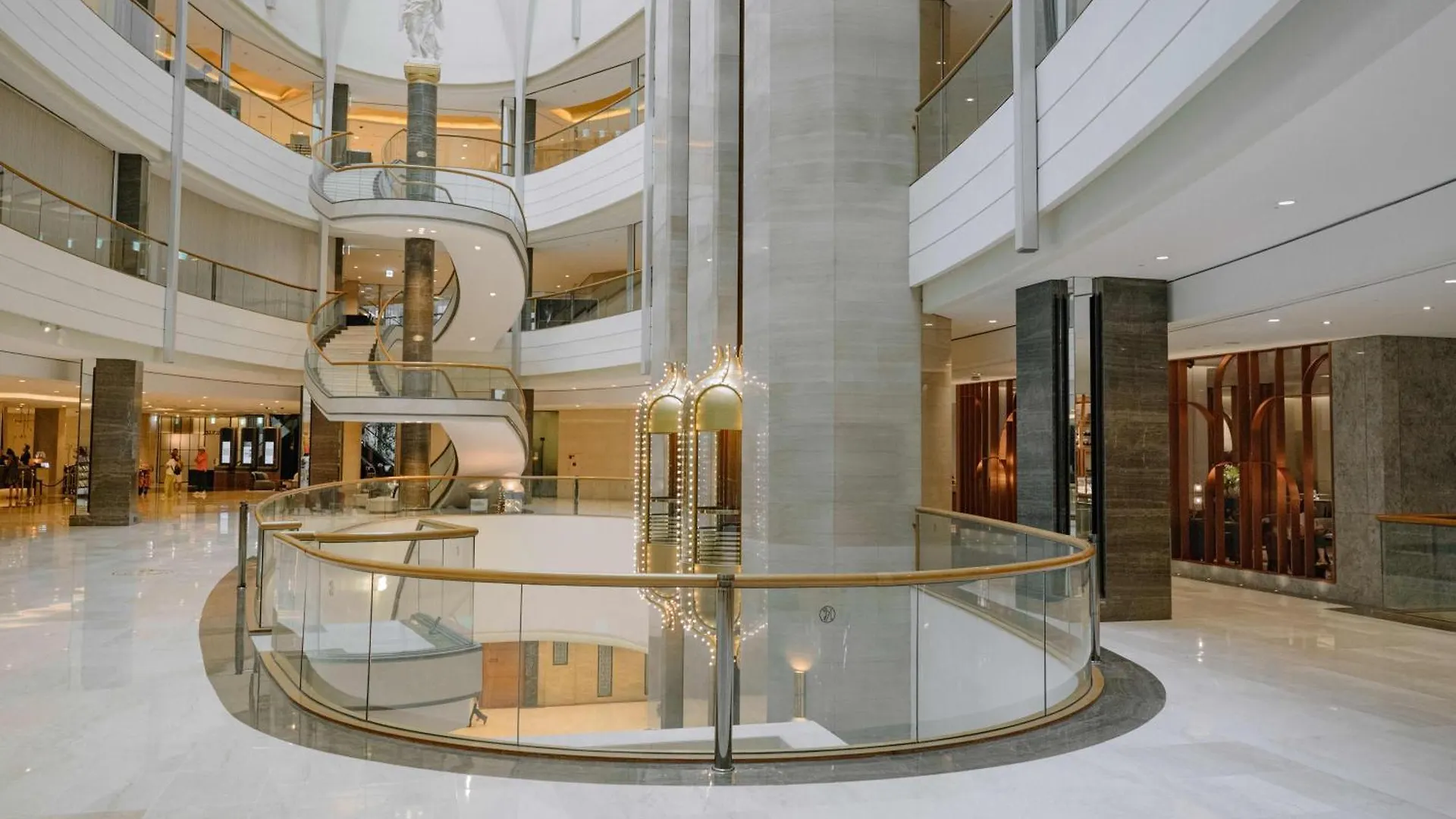 Lotte Hotel World Сеул Южная Корея