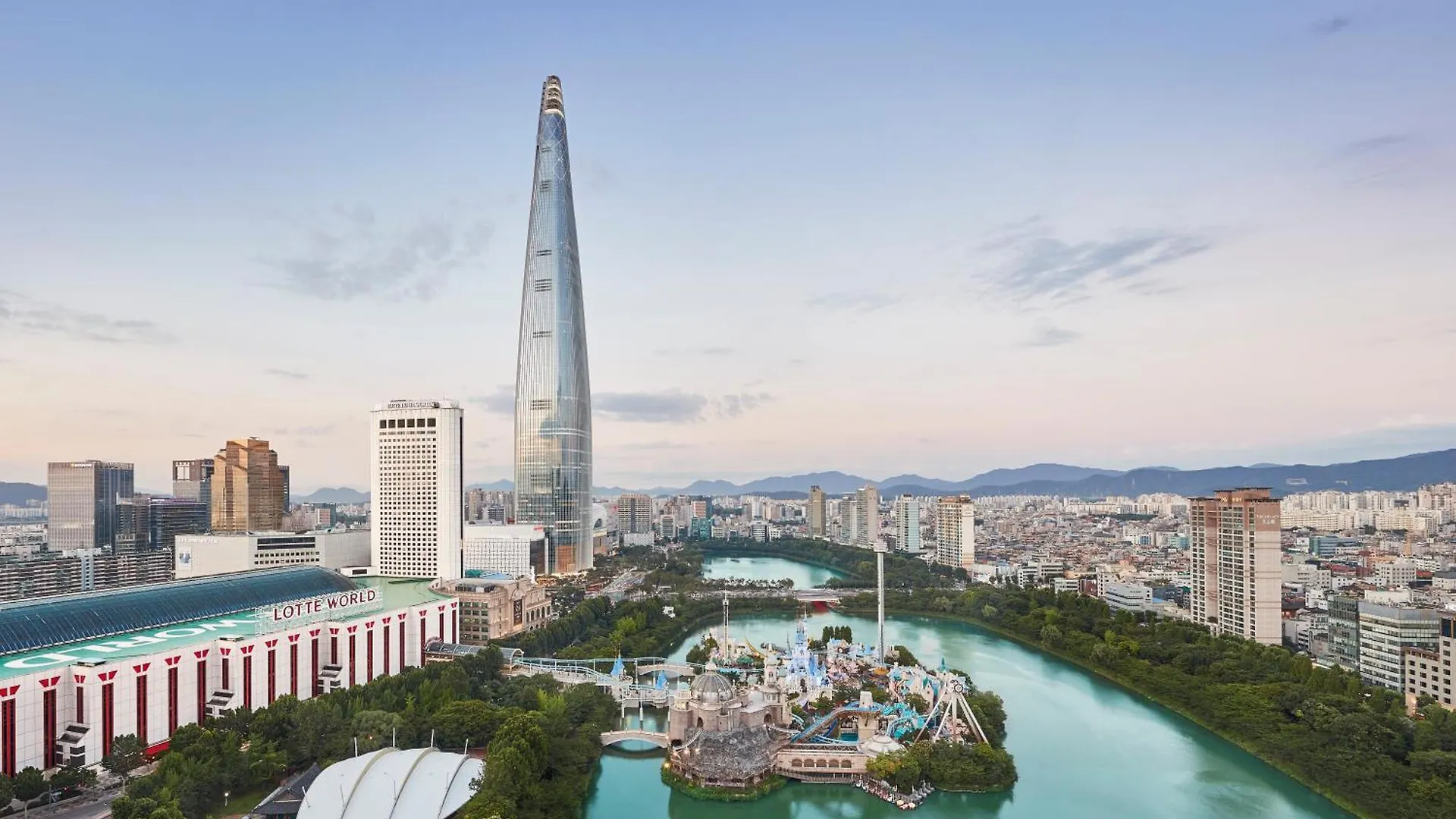 Lotte Hotel World Сеул